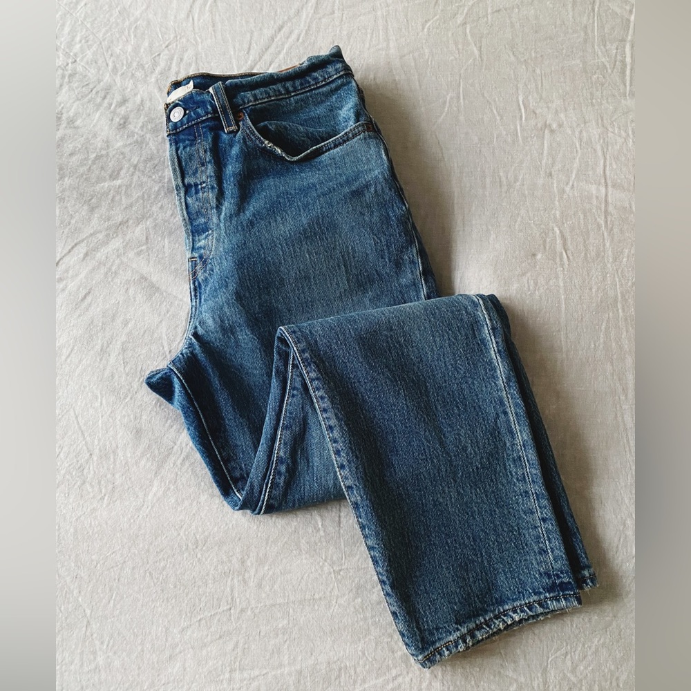 Levi’s Wedgie Button Fly Jean